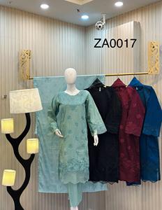 SSumaira Collection élégant brodé Khaddar 3 pièces Plazo Salwar Kameez costume confortable vêtements d'hiver pour les femmes - Product Image 4