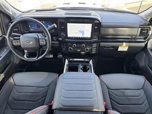 Ford F-250 Super Duty Crew Cab 4x4 2024, Limpia y Confiable - Product Image 5