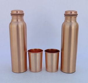 Bouteille d'eau en cuivre pur ayurvédique avec un fort couvercle étanche et un attrait vintage pour une hydratation saine et des bienfaits de détoxification - Product Image 3