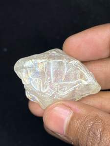 พลอยโทแพซสีรุ้งจากยูเครน รูปทรงแฟนซี รูปทรงสี่เหลี่ยมคางหมู แบบดิบ สำหรับทำเครื่องประดับ - Product Image 2