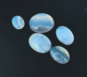 Piedra suelta de ágata de encaje azul Natural de alta demanda para hacer joyas, cabujón de forma ovalada de proveedor indio - Product Image 1
