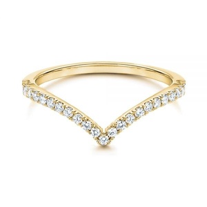 VVS Moissanite Half Eternity Wedding Band 14K Oro amarillo Hecho a mano GRA Certificado en forma de V VVS Moissanite Half Eternity Ring - Product Image 1