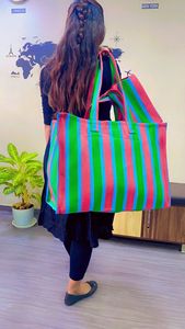 Bolsas grandes con Cremallera de nailon reciclado ecológico con bolsa de cosméticos Bolsas de lavandería de plástico sostenibles Suministro a granel de La India - Product Image 4