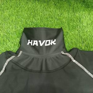 Camiseta Interior Premium Personalizada para Hockey sobre Hielo, Protección de Cuello Resistente a Cortes, Capa de Compresión Transpirable de Secado Rápido, Rendimiento Deportivo en Equipo - Product Image 3