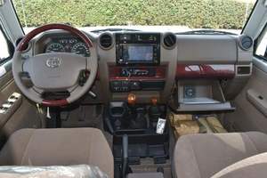 NTOYOTA LAND D - Product Image 6