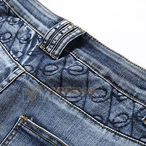 กางเกงยีนส์ขาสั้นสำหรับผู้ชายกางเกงขาสั้นดีไซน์ตามสั่ง - Product Image 4