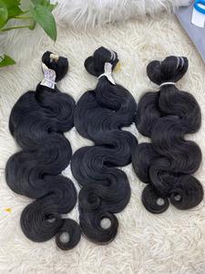 Venta al por mayor de color natural de doble dibujado DE LA Virgen extensiones de cabello vietnamita SDD Bundle Body Wave peluca con cierre de encaje - Product Image 2