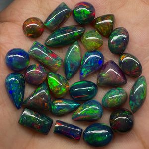 Lote de cabujón de ópalo negro de buena calidad Multi Flashy Opal Cabochon, forma mixta Black Welo Opal para la fabricación de joyas - Product Image 6