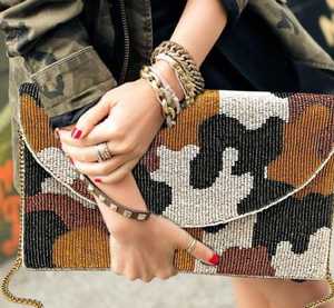 Bolso de mano con cuentas de camuflaje de Oro Negro neutro natural de lujo, bandolera encadenada, sobre de moda, bolsos de noche a rayas de cristal - Product Image 3