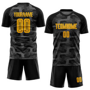 Uniforme de fútbol Premium al por mayor, diseños transpirables auténticos con control de humedad y costuras fuertes para academias, escuelas y clubes - Product Image 1