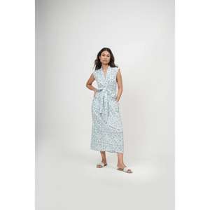 ชุดเดรสผ้าฝ้ายพิมพ์ลายดอกไม้สีฟ้าอ่อน ทรงพันรอบตัว ยาวคลุมเท้า สไตล์โกธิค คอวี แขนสั้น ผูกเชือก ลำลอง สำหรับฤดูร้อน - Product Image 1