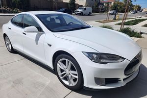 TESLA MODEL S 85 USADO, 2012, Volante a la Izquierda/Derecha - Product Image 3