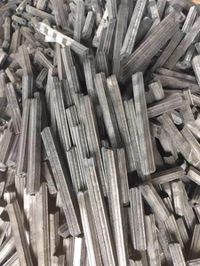Briquette de charbon de bois noir en bois dur, fabriquée à la machine, écologique, valeur calorifique de 9000 Kcal/kg, teneur en cendres de 1,0 %, pour la cuisson en extérieur - Product Image 5
