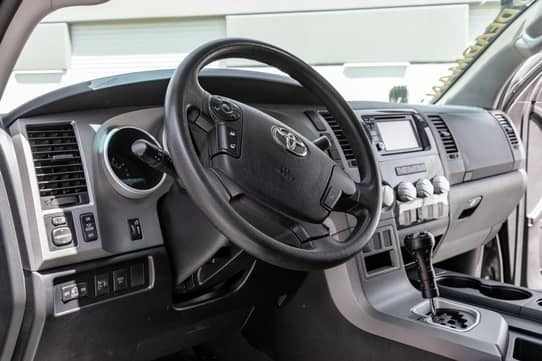 Fast Selling 2013 T-oy-ota Tundra TRD Rock Warr-ior Crew-Max 4x4-