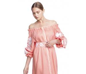 Vente chaude Style Européen Ukrainien Inspiré Hors Épaule Long Maxi 100% Coton Longueur Au Sol Nouvelle Collection Broderie Détail - Product Image 1