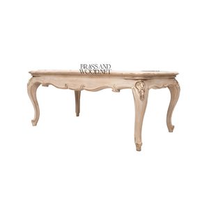 Table basse rectangulaire de luxe avec plateau en marbre blanc veiné gris et cadre finition crème sculpté à la main pour les intérieurs classiques - Product Image 3