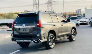 GRAND TOURING 2023 4.5L V8 Diesel SUV Automatique Caméra 360° Toit ouvrant panoramique Sièges en cuir Émissions Euro IV 400 ch - Product Image 2