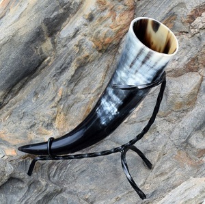 Taza de cuerno vikingo natural hecha a mano-Animal ecológico y estilo religioso - Product Image 2