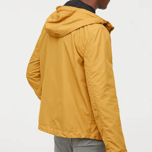 Chaqueta Impermeable con Capucha y Cremallera para Hombre, Cortavientos de Lona |   Carcasa Urban Storm Amarillo Mostaza |   Ligero, Informal, para Exteriores - Product Image 6