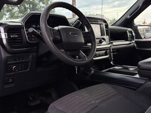 ฟอร์ด เอฟ-150 เอ็กซ์แอล ซุปเปอร์ครูว์ ขับเคลื่อนสี่ล้อ พวงมาลัยซ้าย ปี 2022 - Product Image 3