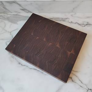 Planche à découper et plateau de service en bois-Durable au lave-vaisselle - Product Image 2