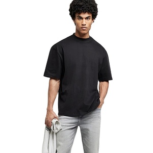<b>Men's</b> Oversize T-<b>Shirt</b> in Black Hot Selling Summer Wear <b>Longline</b> Style 100% Cotton Knitted Fabric - Product Image 1