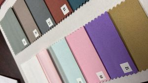 Tissu de chemise Blanco en poly coton standard d'exportation | Tissu de vêtement doux et confortable - Product Image 3