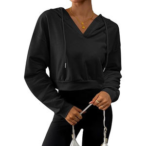 Haut à capuche court style streetwear sexy pour femme, en coton, manches longues, pull décontracté et tendance - Product Image 1