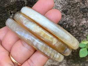 Brazaletes de Cuerno de Búfalo Naturales Redondos Pulidos de Alta Calidad, Estilo Moderno, Unisex, Ecológicos, por MN EXPORTS - Product Image 4