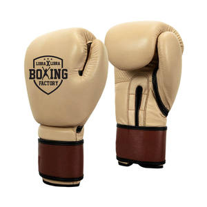 Gants de boxe de qualité supérieure fabriqués en usine en gros avec impression de logo personnalisé tailles 16oz et 14oz étanches pour les sports et les gymnases - Product Image 2