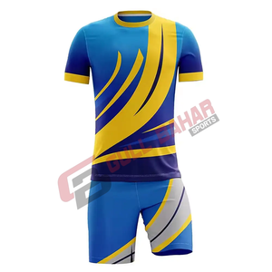 ชุดเล่นฟุตบอลผ้าโพลีเอสเตอร์100% ชุด2024ชุดกีฬาสำหรับผู้ใหญ่ชุดเล่นฟุตบอลผ้าโพลีเอสเตอร์ออกแบบได้ตามต้องการ - Product Image 1