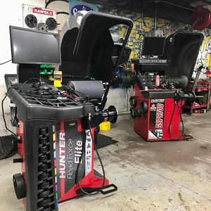 Máy cân mâm Hunter dành cho xưởng sửa chữa lốp xe, có sẵn trong kho. - Product Image 3