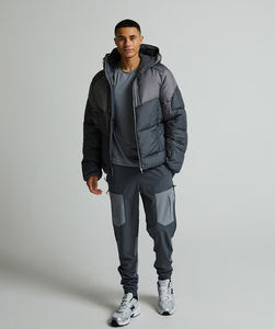 Chaqueta de Plumón para Hombre, Diseño Nuevo, Logotipo Personalizado, Ligera, Cálida, de Plumas de Pato, Nailon, Tela Premium de Invierno - Product Image 1