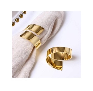 Anneaux de serviette faits à la main de concepteur de forme personnalisée bonne qualité porte-serviettes en métal coloré pour la décoration de table de dîner de fête de mariage - Product Image 5