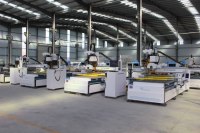 Routeur CNC haute précision 4 axes MS20-1330 avec moteur de broche 9KW et pompe pour le fraisage du bois, du métal et de l'acrylique