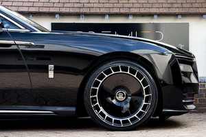 Voiture d'occasion 2024, berline hybride électrique, 5 portes, 5 places, 4 roues motrices, automatique, sièges en cuir, couleur foncée, haute qualité, conduite à droite/à gauche - Product Image 3