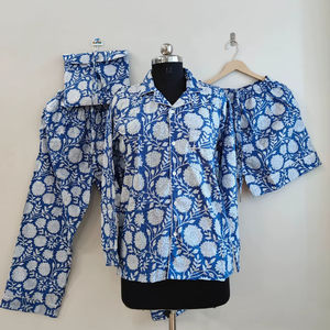 Conjunto de Pijama Ligero de Verano para Mujer, 100% Algodón, Estampado Floral, Mangas Largas, Cierre de Botones, Pantalones Jogger de Tiro Alto - Lujo - Product Image 1