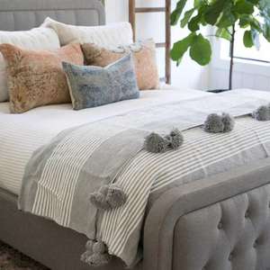 Manta Marroquí Hecha a Mano, Auténtica, Artesanal, Diseño Tribal, Suave, Tejida, Decoración para el Hogar, Regalo - Product Image 1