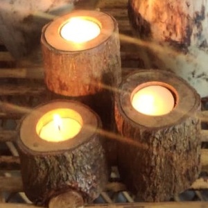 Portavelas decorativo hecho a mano de alta calidad marrón claro en forma de Pilar medio personalizado relleno de cera de madera de mango Natural portavelas - Product Image 6