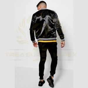 VESTE BOMBER EN SATIN STYLE VARSITY AVEC PASSEPOIL CONTRASTE POUR HOMMES ET FEMMES - Product Image 3