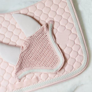 Meilleur tapis de selle de cheval de qualité supérieure fabriqué au Pakistan Meilleure vente de tapis de selle d'équitation mousse satin Fashion Style - Product Image 3