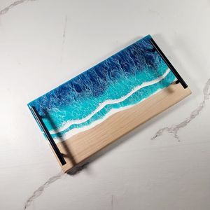 Plateau en bois de résine époxy artistique fabriqué à la main Plateau de service unique pour des idées de cadeaux et des célébrations spéciales Approvisionnement dans le monde entier - Product Image 6