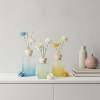 Bouteille vide de diffuseur d'arômes de luxe personnalisée, finition givrée avec couvercle en bois de bambou pour la décoration de la maison et du bureau, utilisation été, printemps, automne