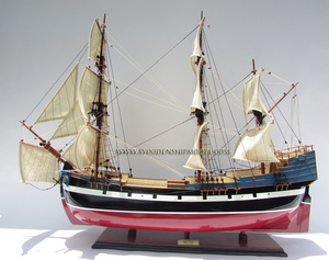 MODÈLE DE BATEAU HECTORS Cadeau fantaisie en bois fabriqué à la main - Product Image 4
