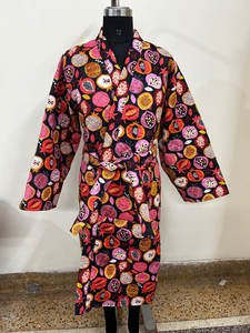 Manteau long matelassé chauffant en coton imprimé animalier orange pour femme, avec ceinture, idéal pour l'automne et l'hiver - Product Image 2