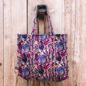 Handmade Quilted Vintage Lady Fashion <b>Tote</b> <b>Bag</b> with Zipper Closure and <b>Canvas</b> Lining-Lightweight for Travel Shopping <b>Bag</b> - Product Image 2