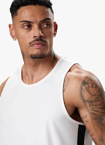 Venta al por mayor de personalizados sin mangas de los hombres Casual Tank Top Chaleco Pantalones cortos de alto rendimiento de dos piezas para el verano de doble conjunto - Product Image 6