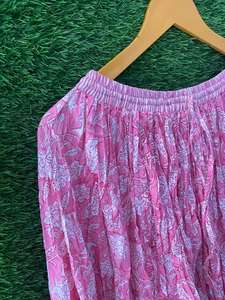 Hecho a mano indio Boho Floral impreso algodón Lehnga suave Casual falda de mujer ropa al por mayor para el verano - Product Image 2