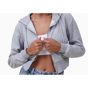 Felpa Crop Top Nera da Donna in Cotone, Taglia Media, Traspirante, 100% Cotone Lavorato a Maglia, con Cappuccio e Collo Alto per l'Inverno - Product Image 3