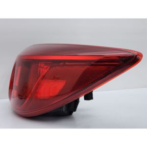 FEU STOP ARRIÈRE DROIT MAZDA 3 Série B45C51150 (13>) - Product Image 3